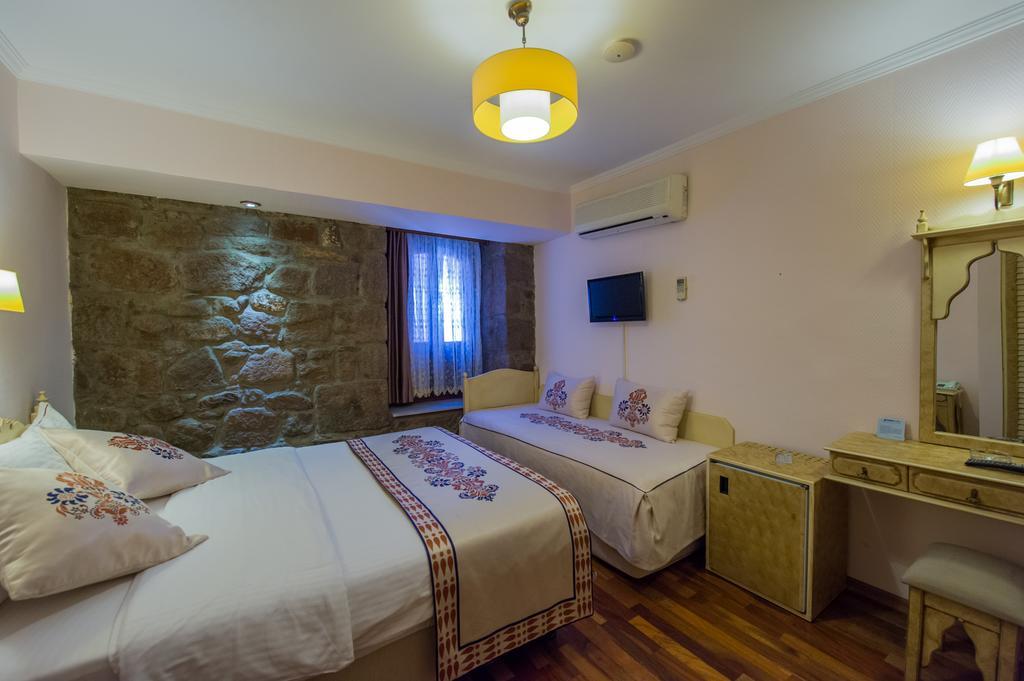 Assos Nazlihan Hotel - Special Category Екстер'єр фото